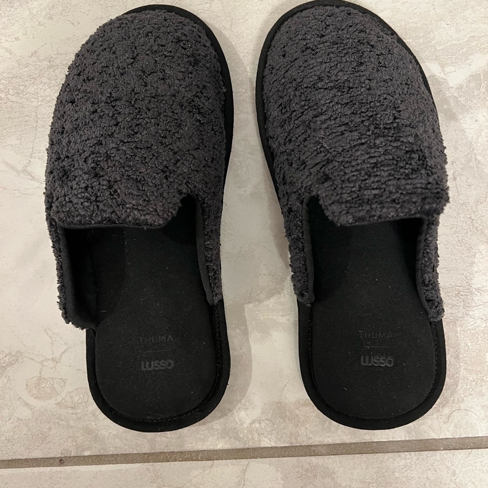 Lusso Cloud Draper Slippers in Thuma Graphite Size 8 NWOT